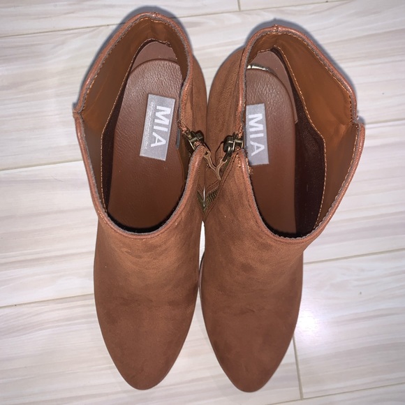 MIA Patton Bootie (size 10) - Picture 5 of 8